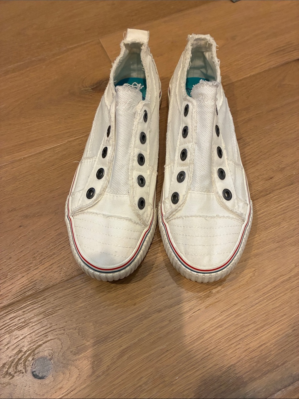 White Slip-On Canvas Sneakers with Red Trim